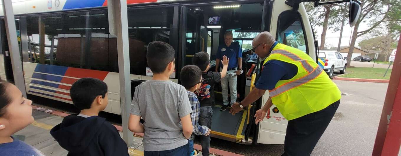 Students k-university can ride METRO at a discounted rate.